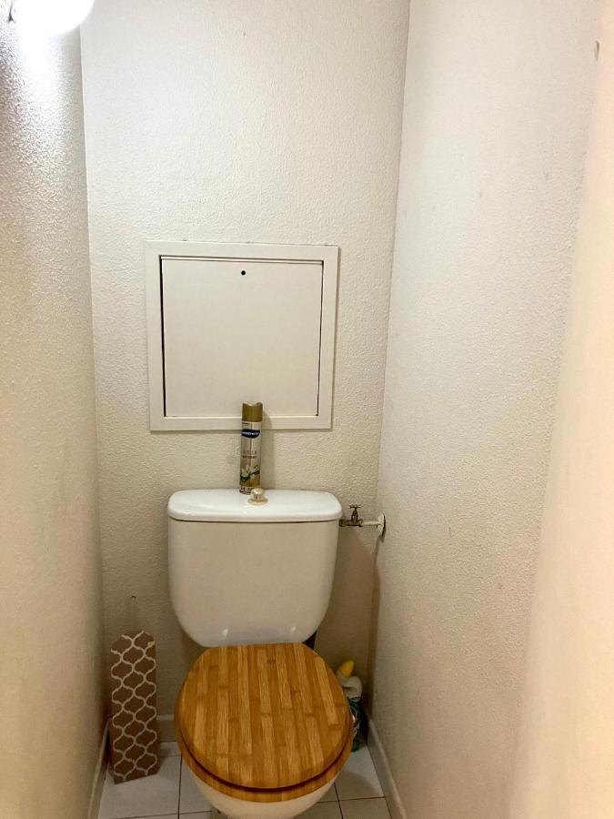 Appartement 2 Pieces En Etage Eleve, Centre-Ville Au Calme, Petite Vue Mer Ницца Экстерьер фото