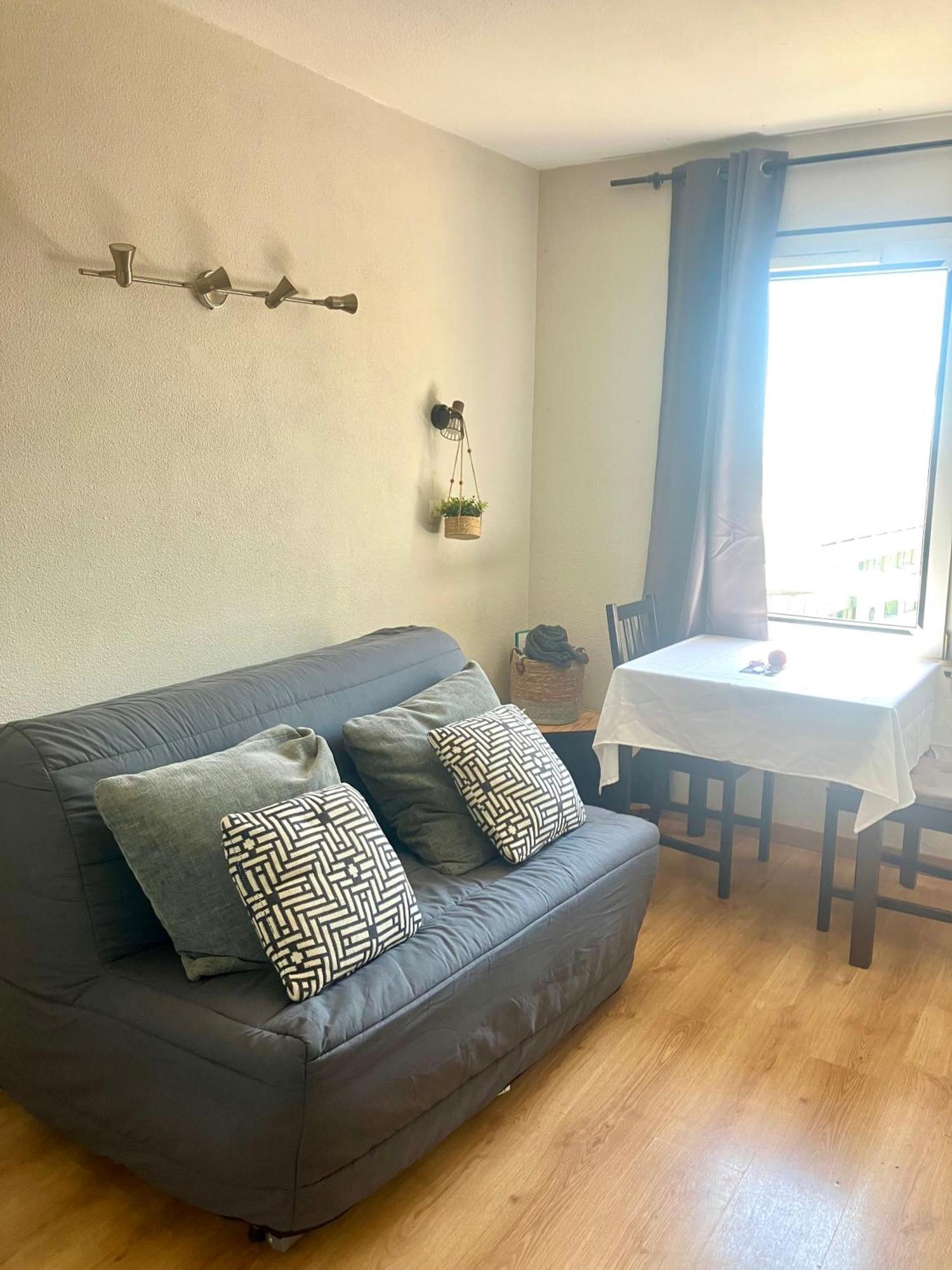 Appartement 2 Pieces En Etage Eleve, Centre-Ville Au Calme, Petite Vue Mer Ницца Экстерьер фото